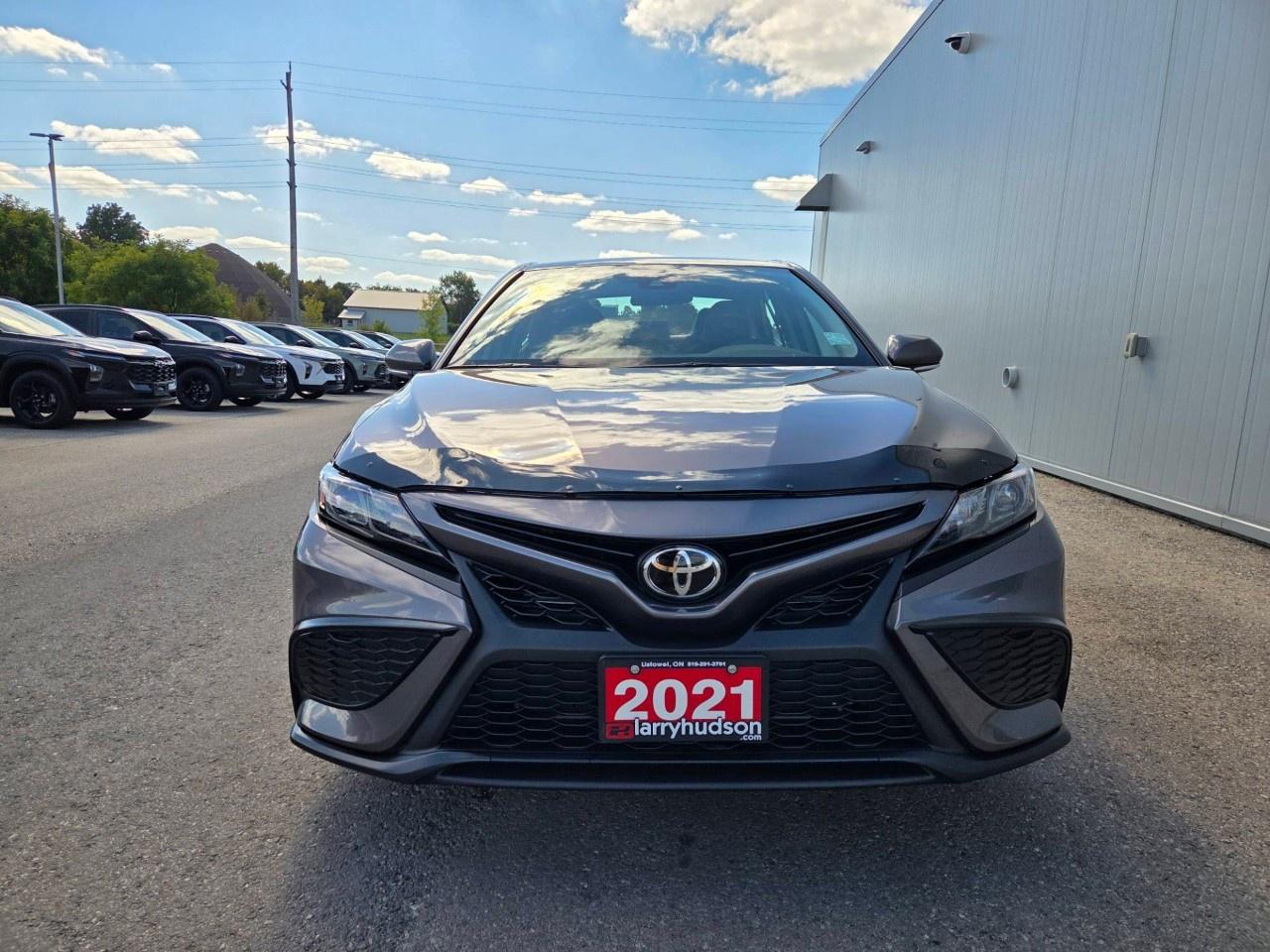 2021 Toyota Camry SE Auto AWD Photo