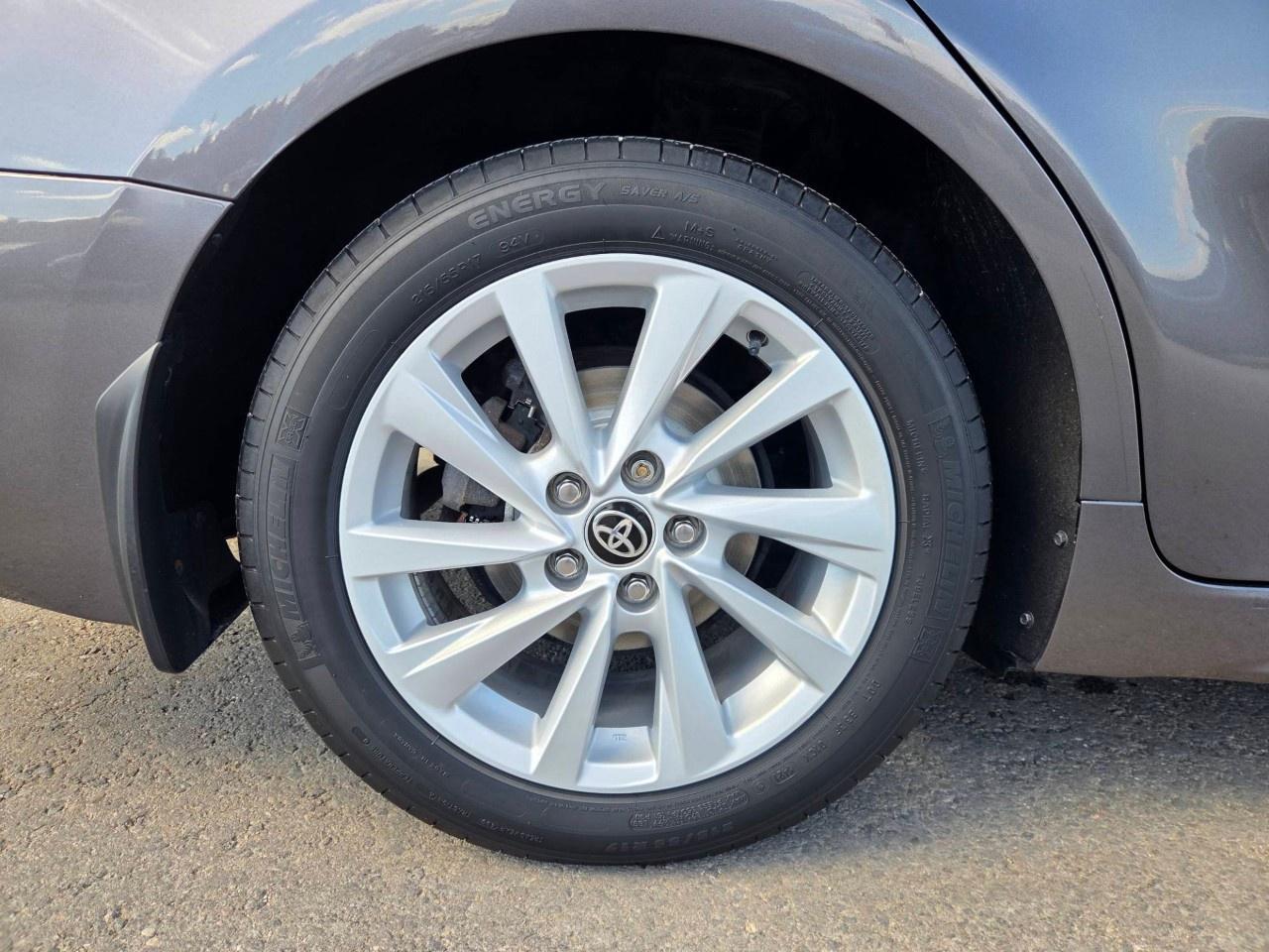 2021 Toyota Camry SE Auto AWD Photo