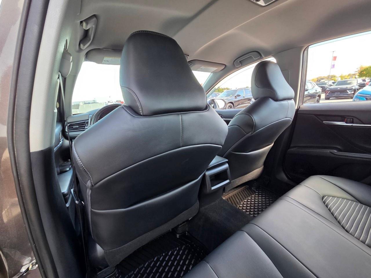 2021 Toyota Camry SE Auto AWD Photo