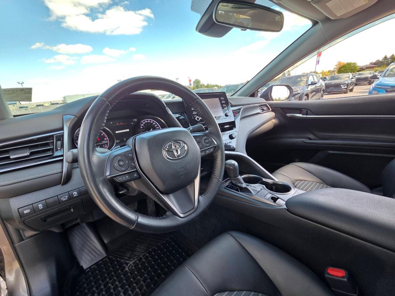 2021 Toyota Camry SE Auto AWD Photo