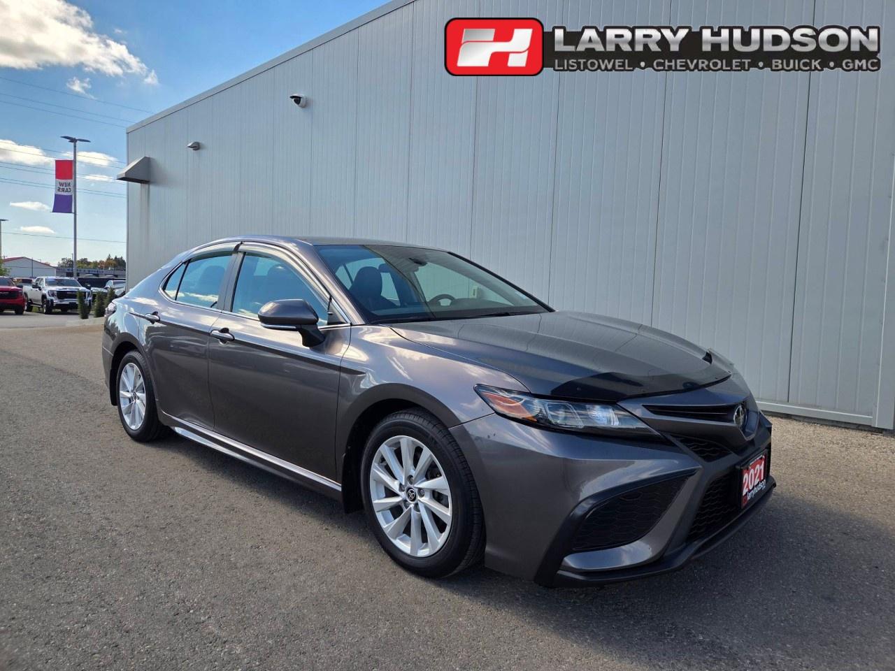 2021 Toyota Camry SE Auto AWD Photo