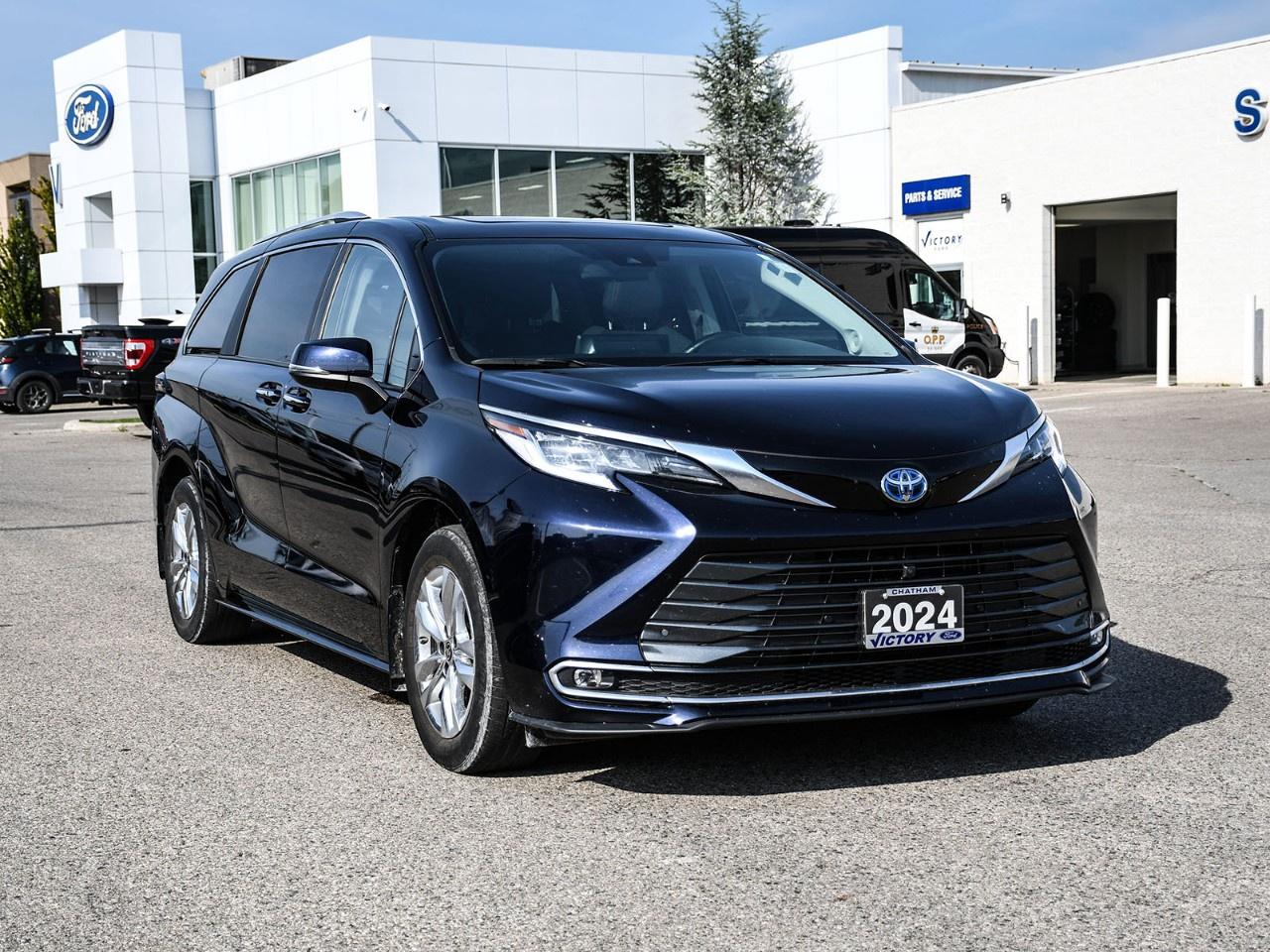 2024 Toyota Sienna LIMITED 7-Passenger AWD Photo