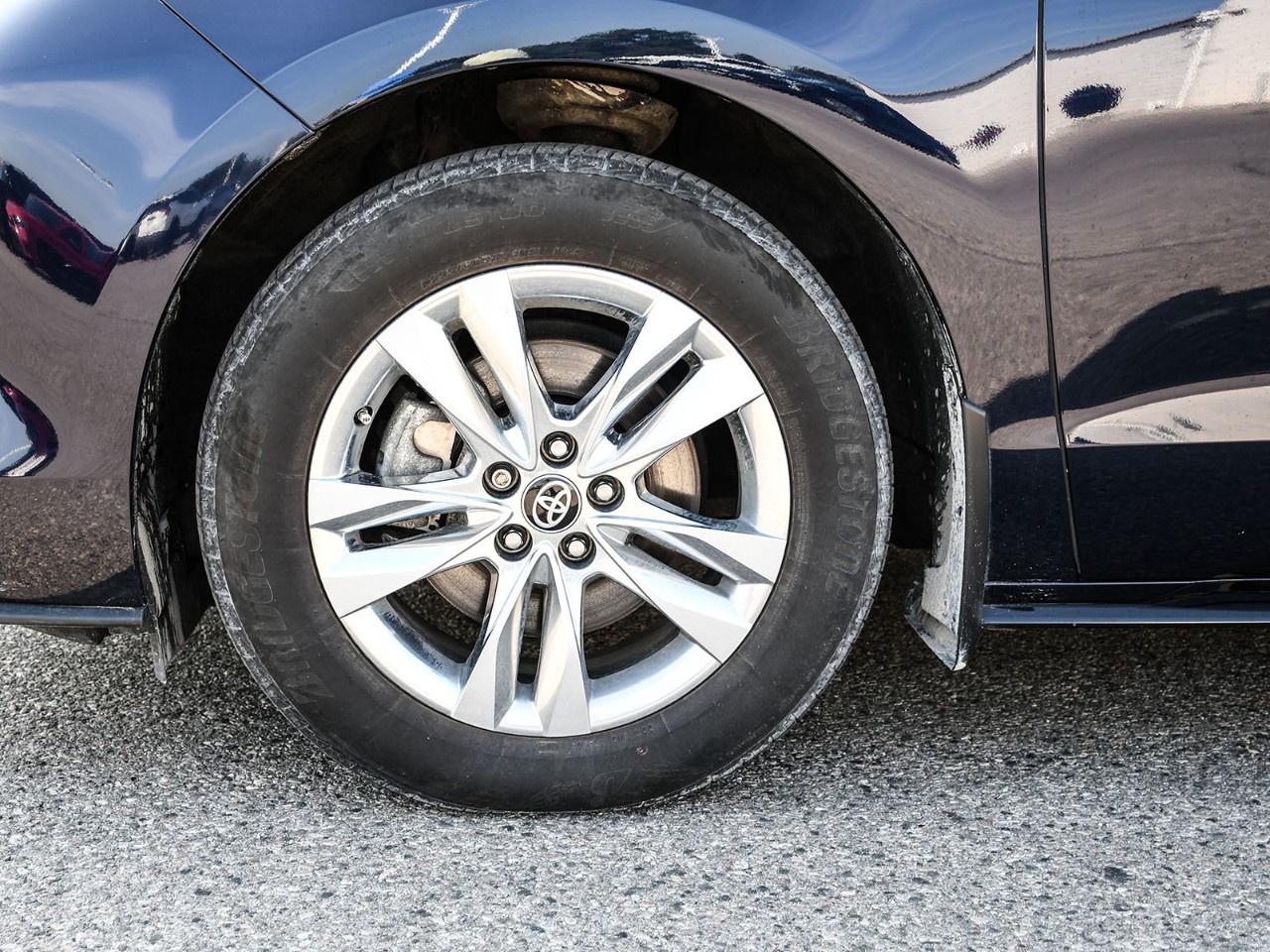 2024 Toyota Sienna LIMITED 7-Passenger AWD Photo