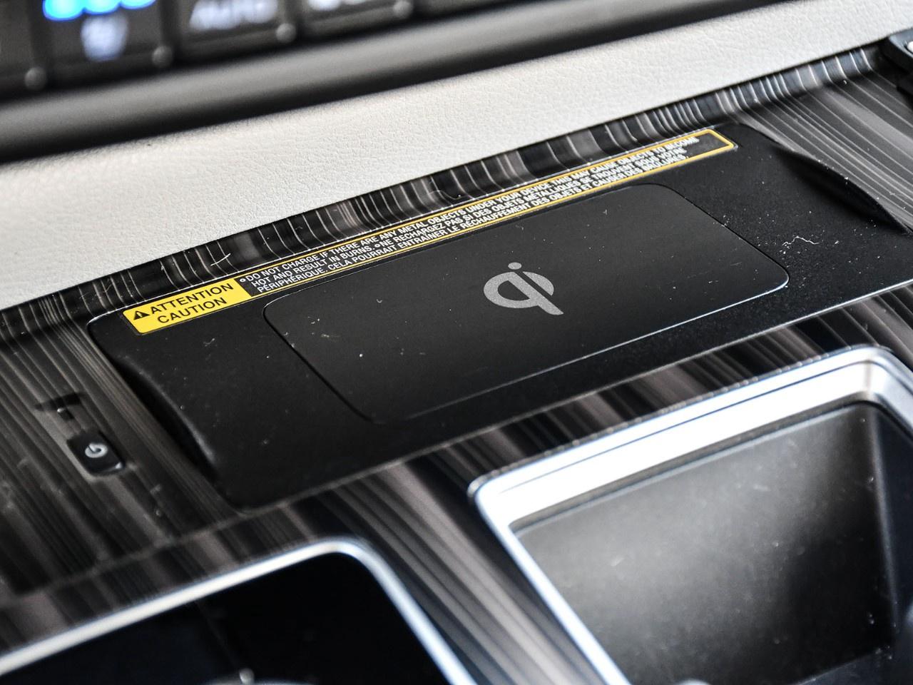 2024 Toyota Sienna LIMITED 7-Passenger AWD Photo