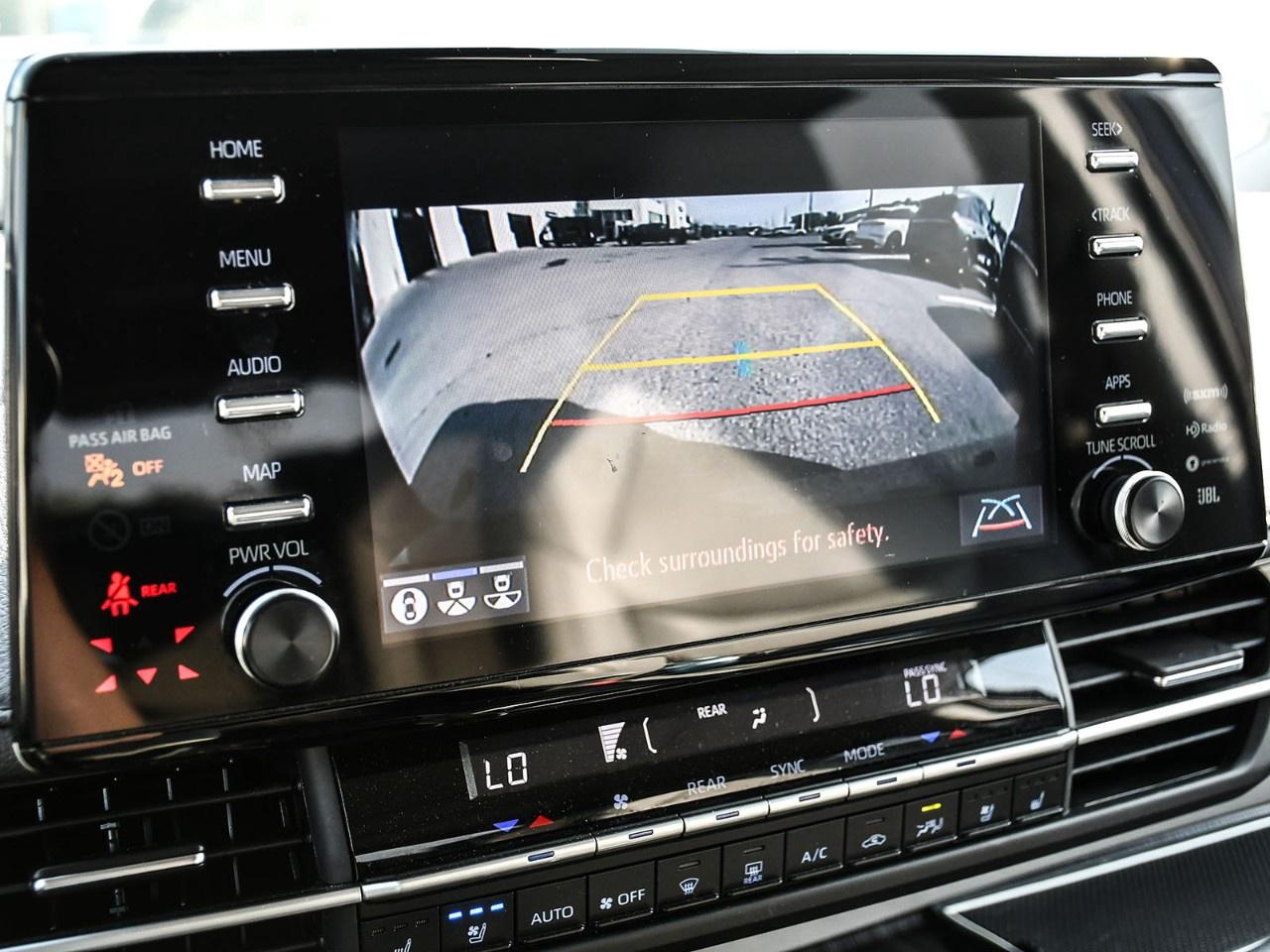 2024 Toyota Sienna LIMITED 7-Passenger AWD Photo