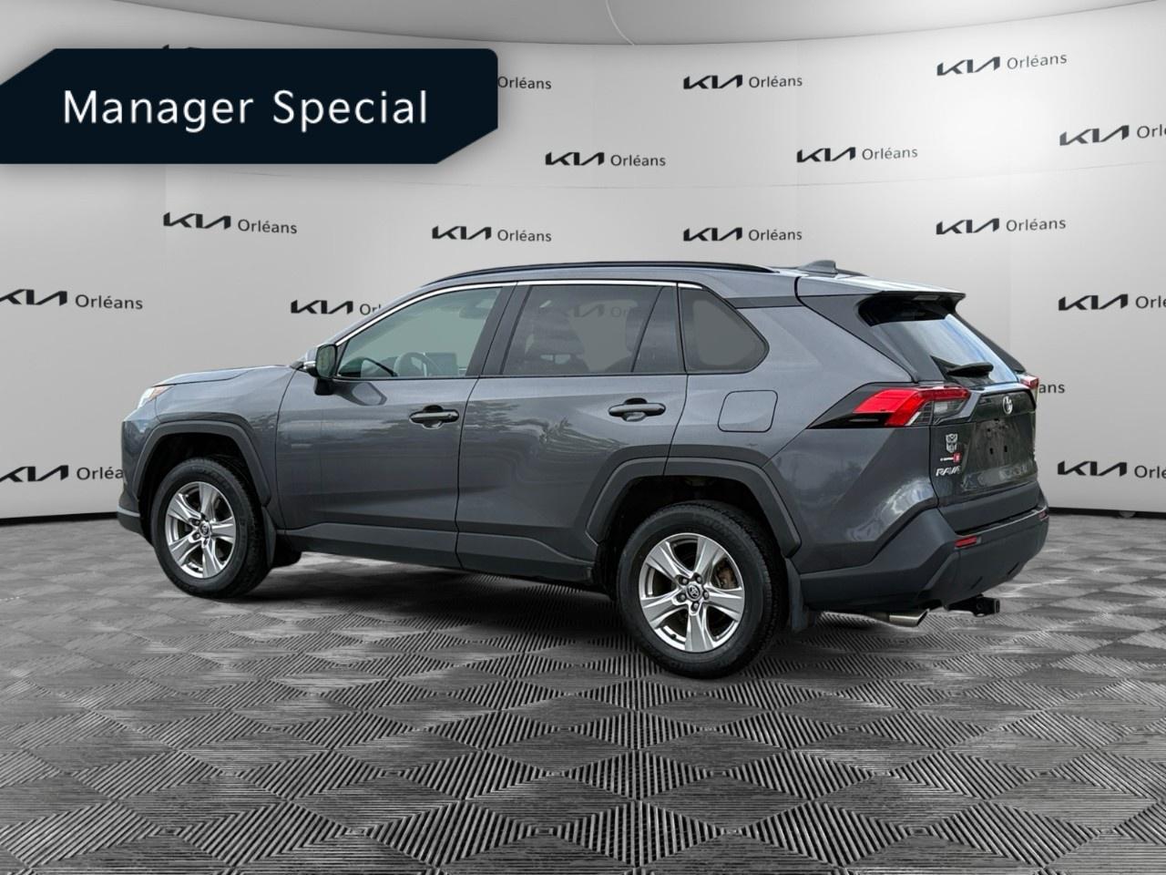 2024 Toyota RAV4 XLE AWD Photo