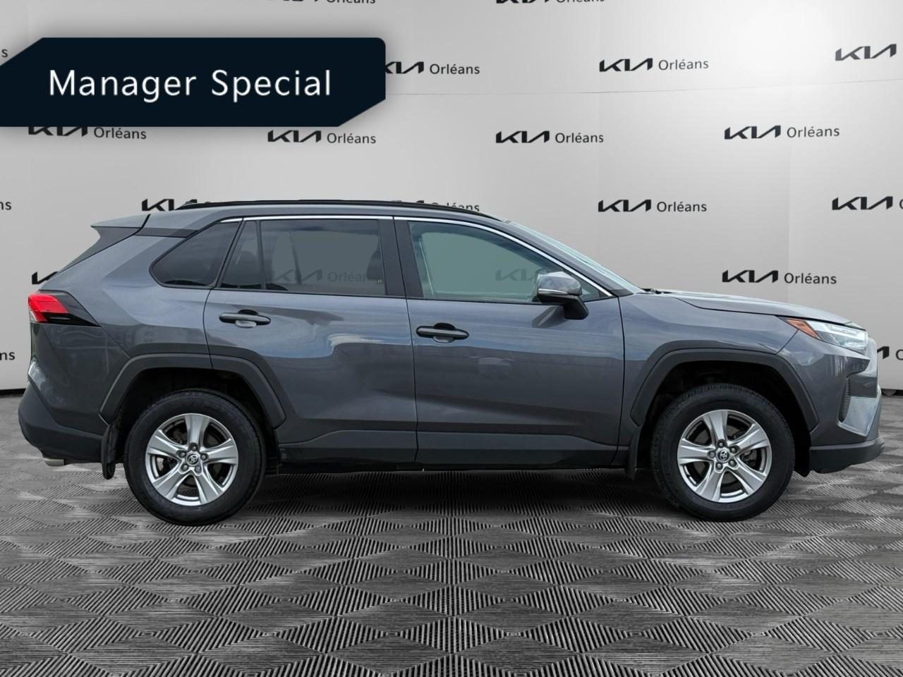 2024 Toyota RAV4 XLE AWD Photo