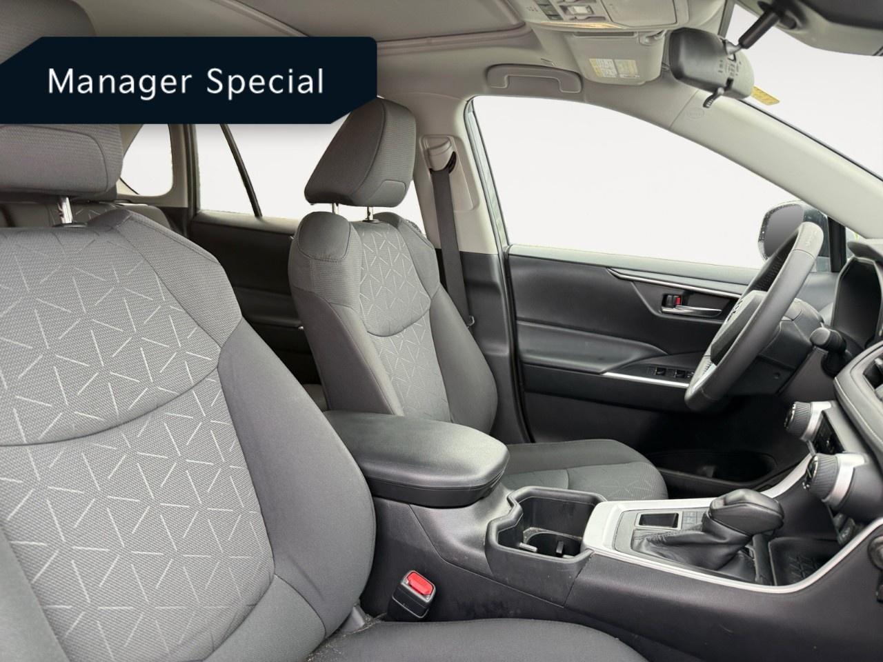 2024 Toyota RAV4 XLE AWD Photo
