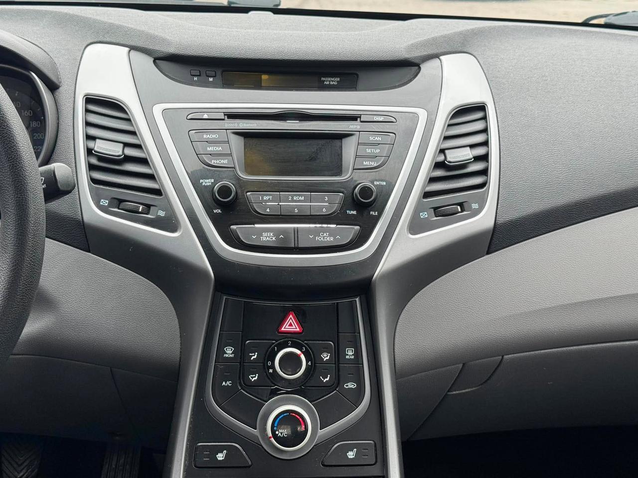2014 Hyundai Elantra 4dr Sdn Man GL - Photo #15