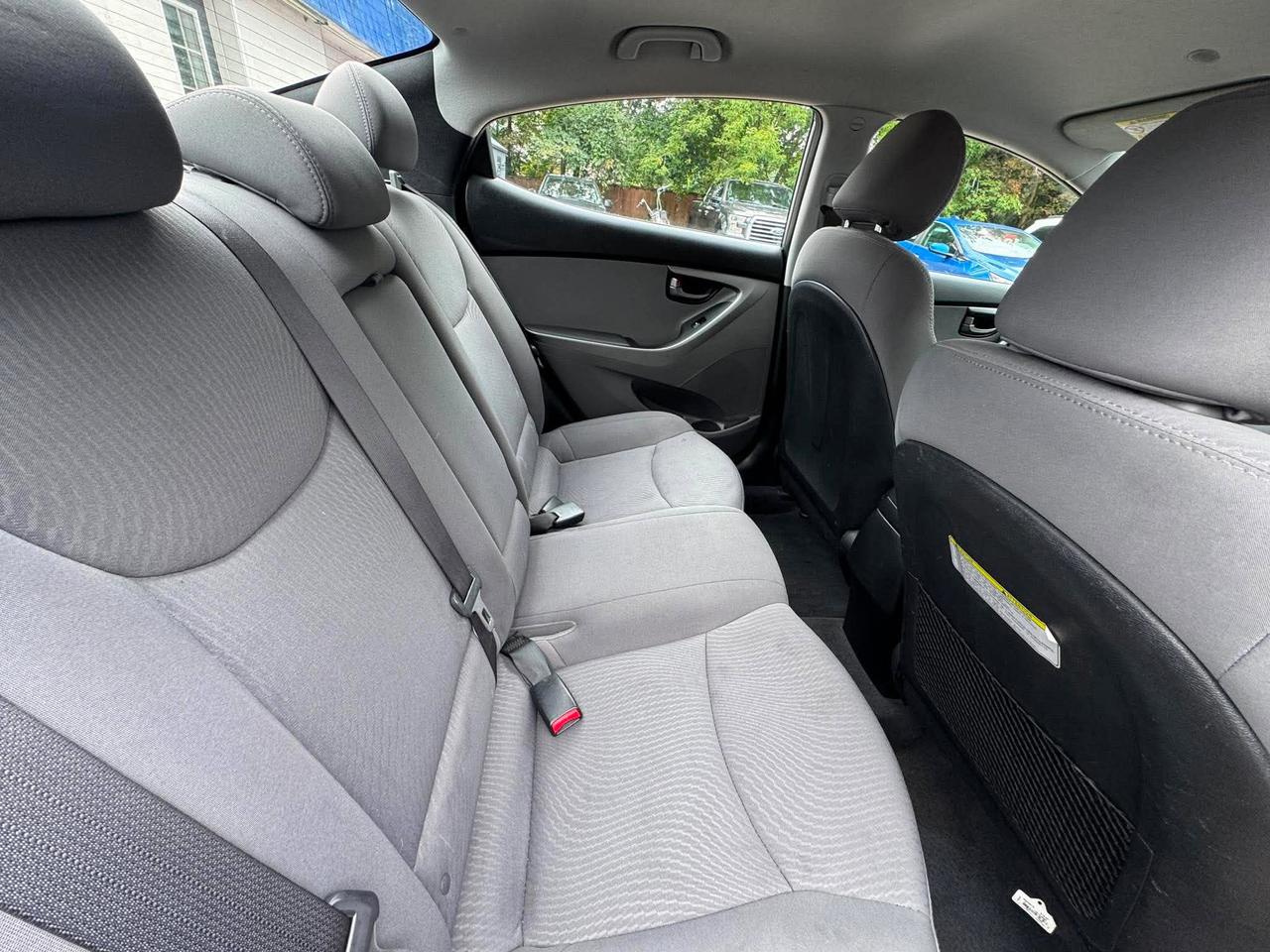 2014 Hyundai Elantra 4dr Sdn Man GL - Photo #11