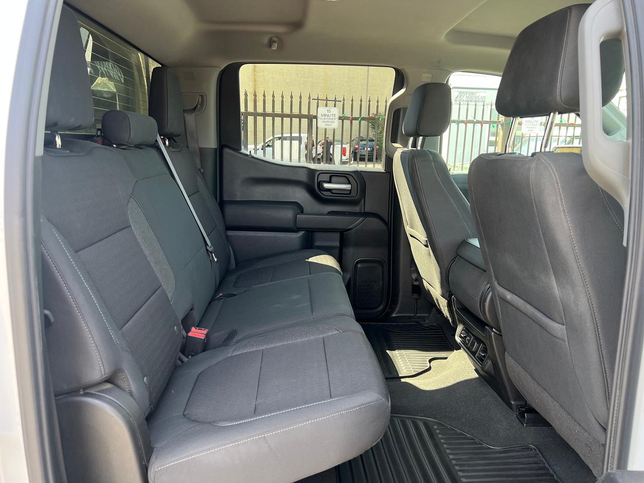 2021 Chevrolet Silverado 1500 LT Photo