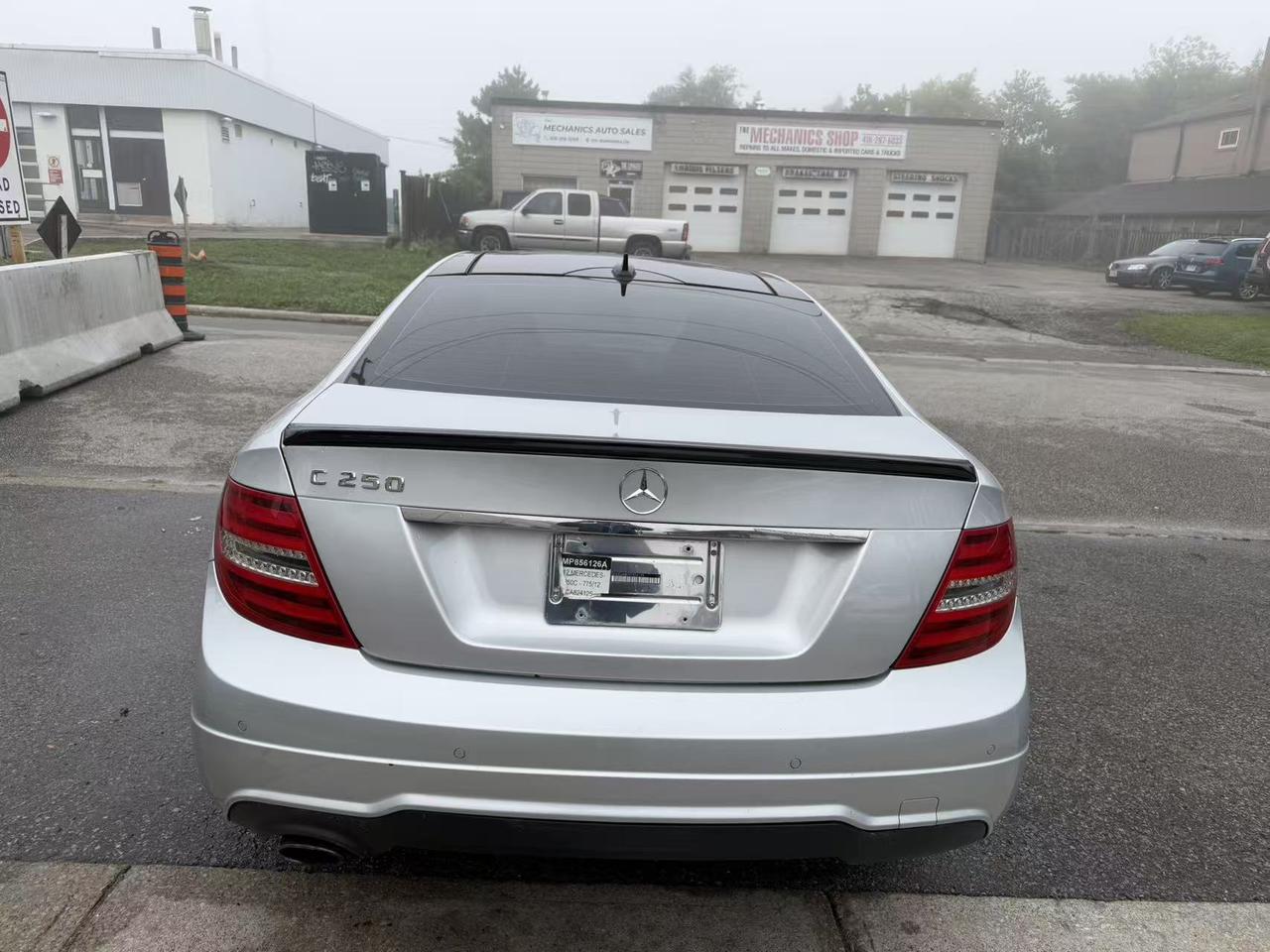 2012 Mercedes-Benz C-Class 2DR CPE C 250 RWD Photo
