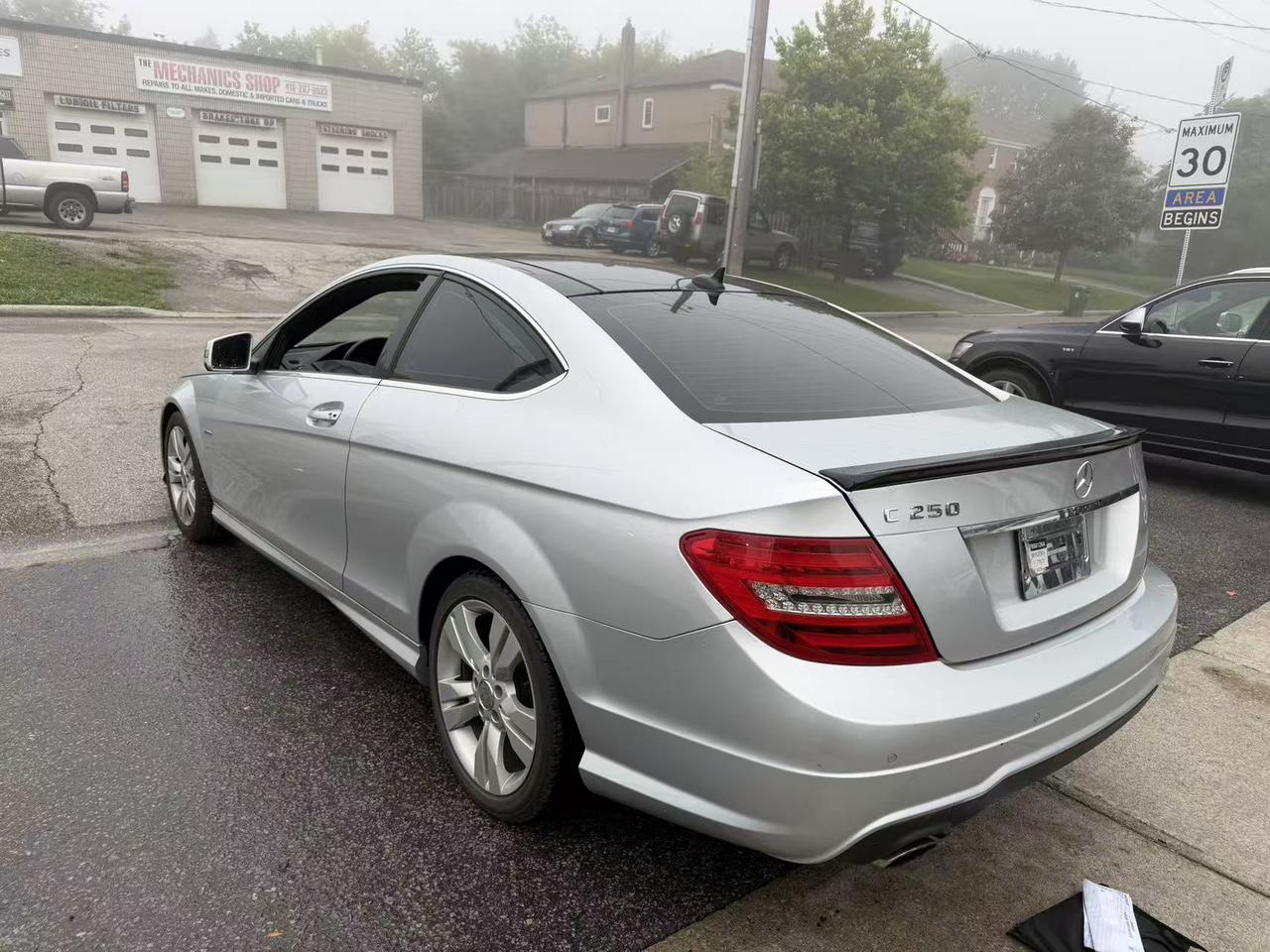 2012 Mercedes-Benz C-Class 2DR CPE C 250 RWD Photo