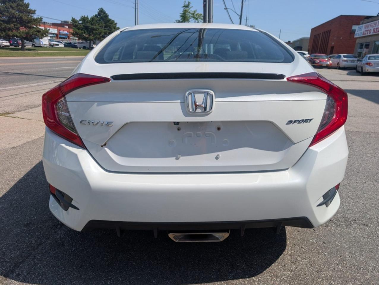 2019 Honda Civic SPORT /CARPLAY /SUNROOF /REAR CAMERA /HONDA SENSE Photo