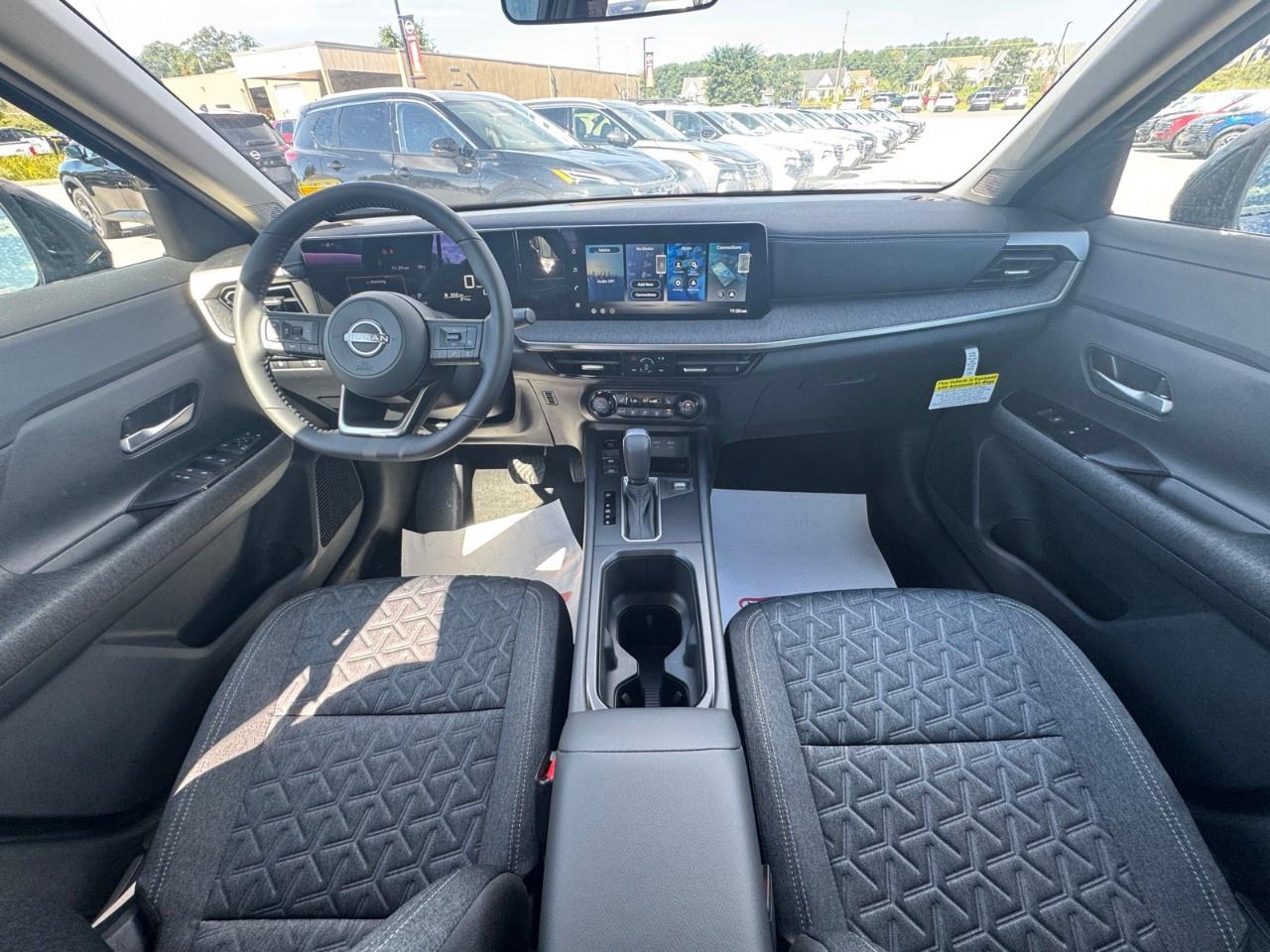 2026 Nissan Kicks SV FWD Photo
