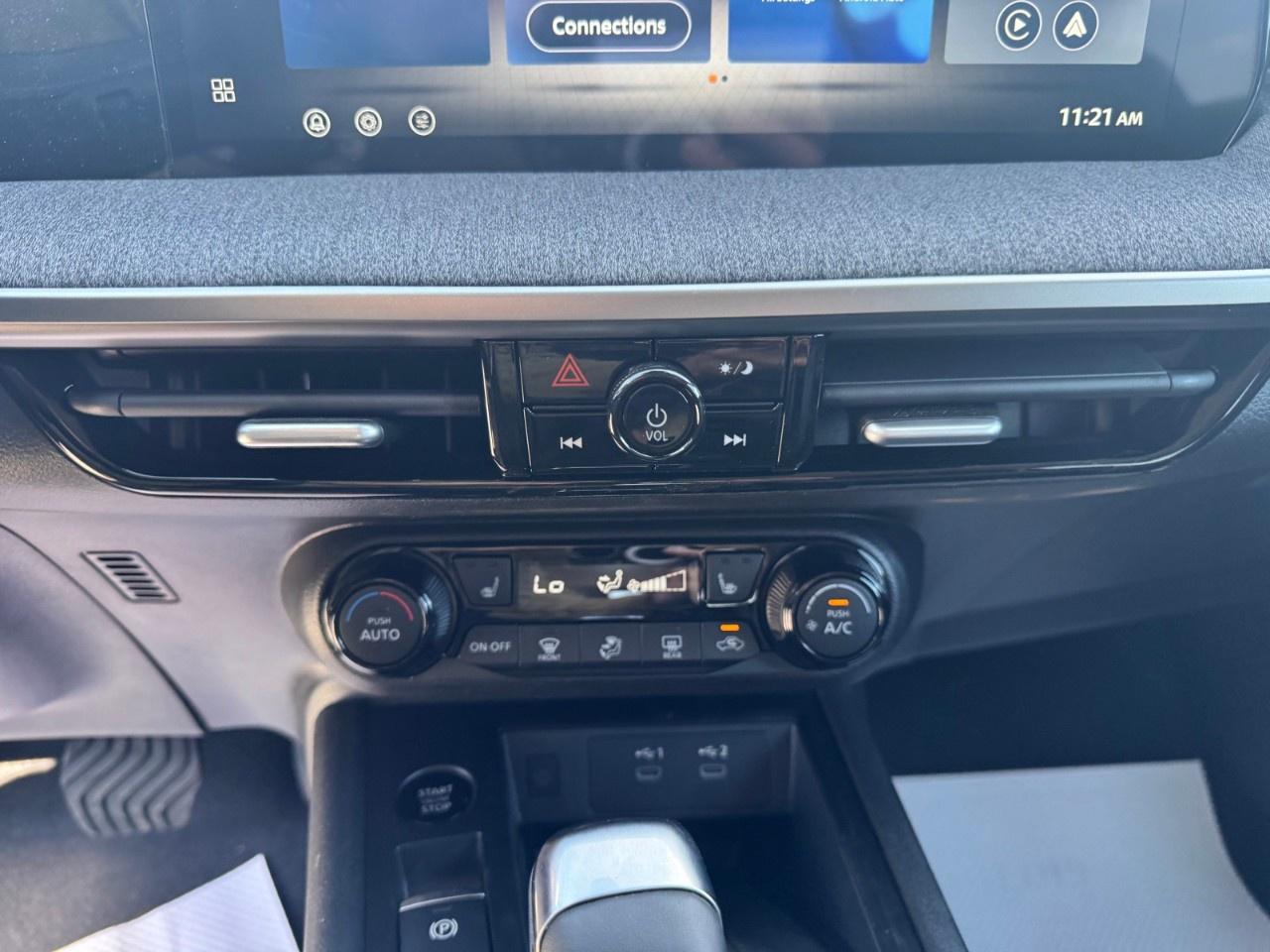 2026 Nissan Kicks SV FWD Photo