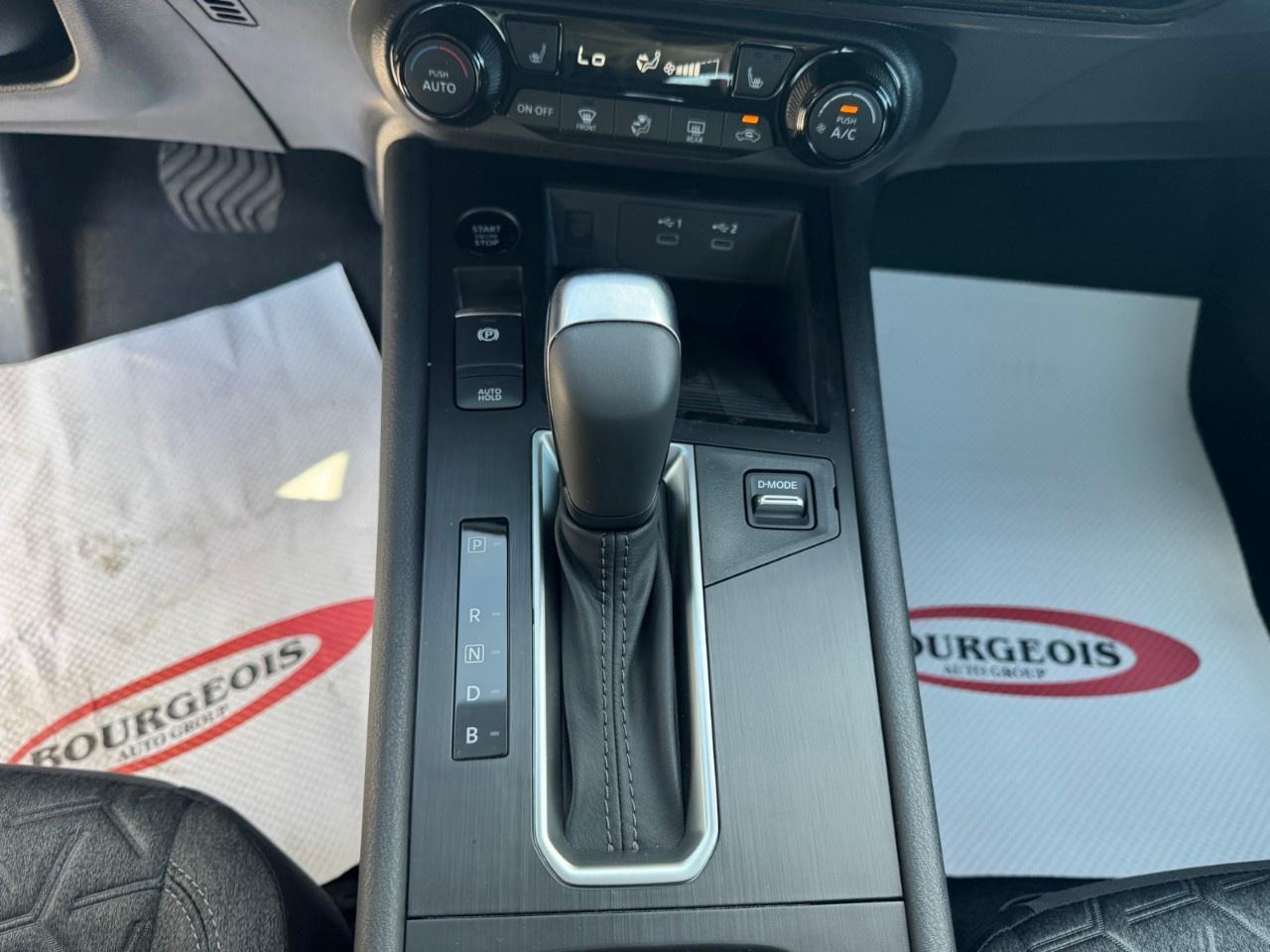 2026 Nissan Kicks SV FWD Photo