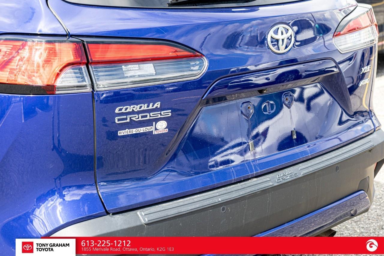 2022 Toyota Corolla Cross XLE Photo