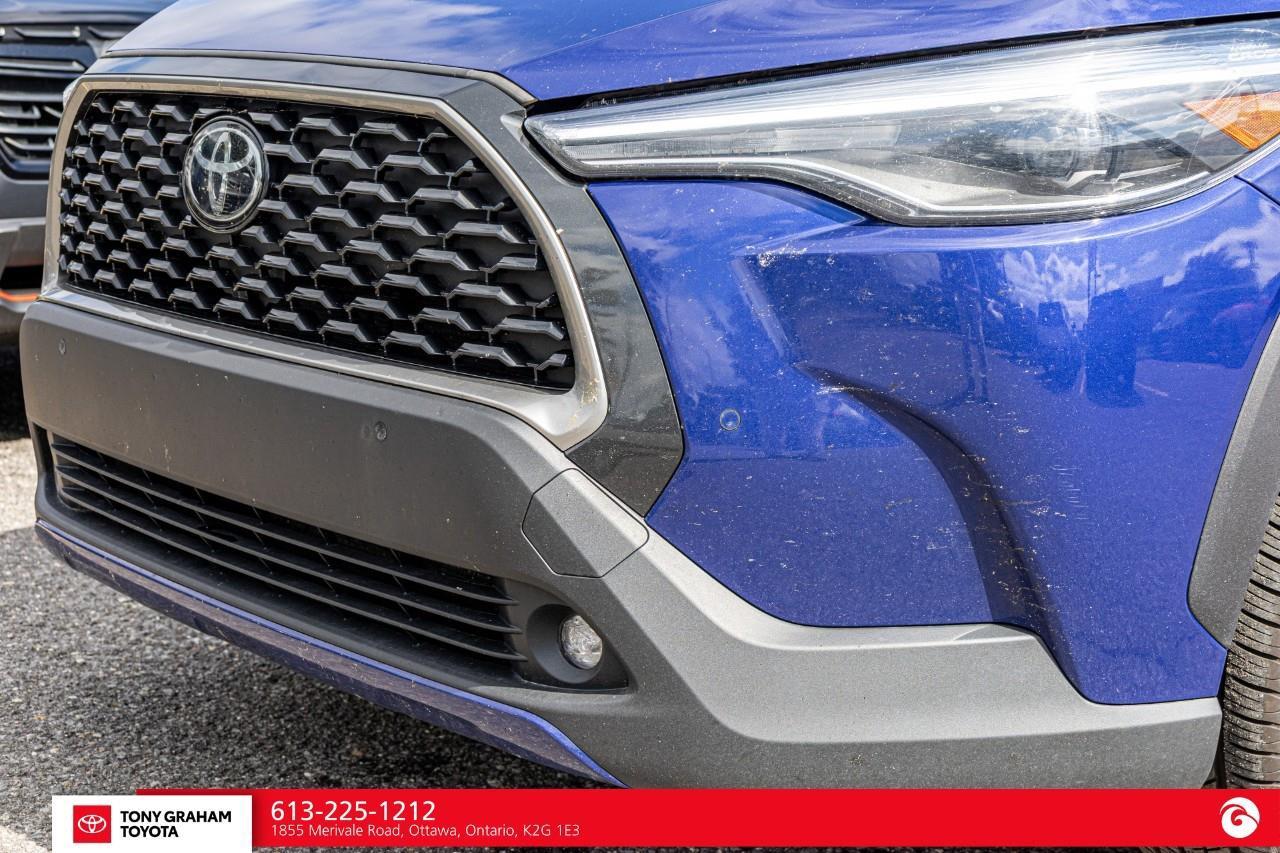2022 Toyota Corolla Cross XLE Photo