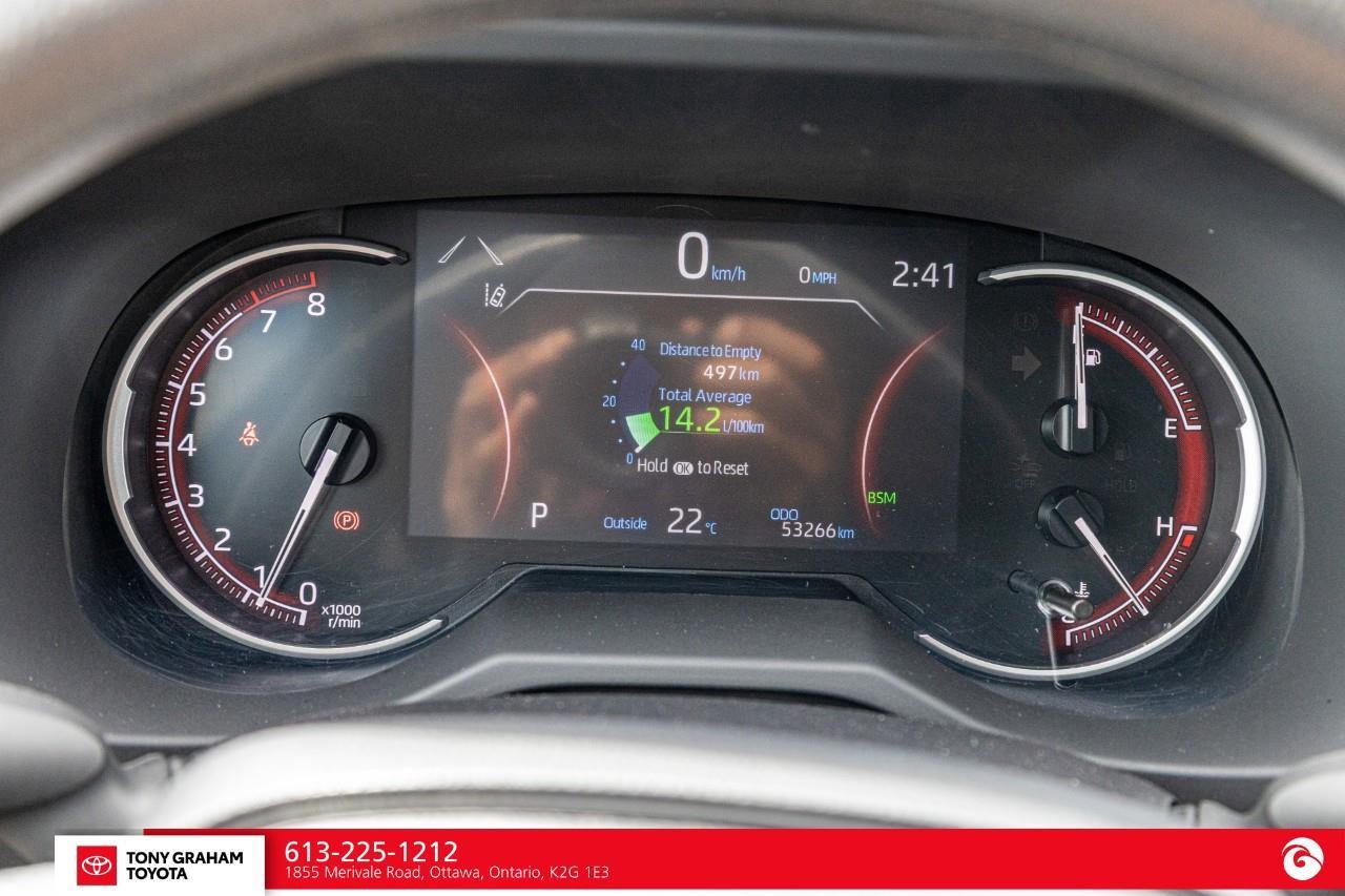 2025 Toyota RAV4 LE Photo