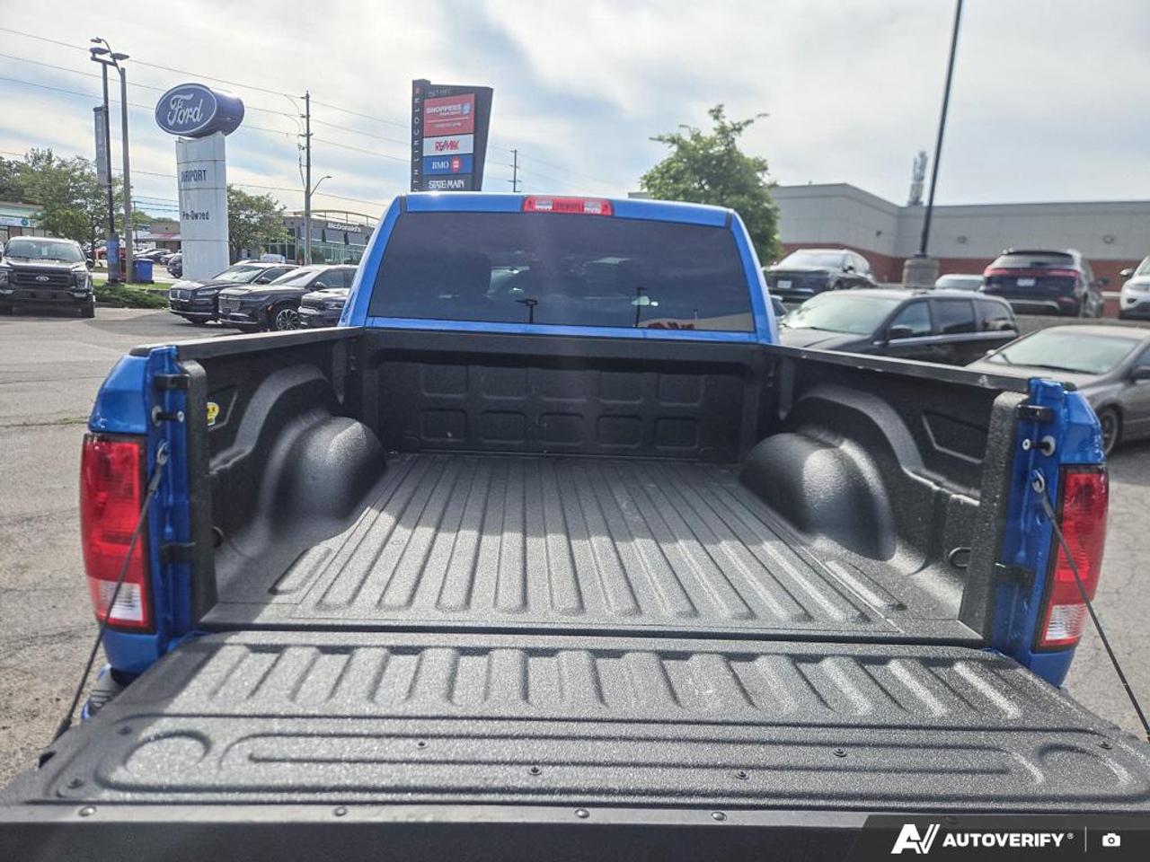 2022 RAM 1500 Classic Tradesman NIGHT EDITION! | LOW KM'S | NO ACCIDENTS Photo