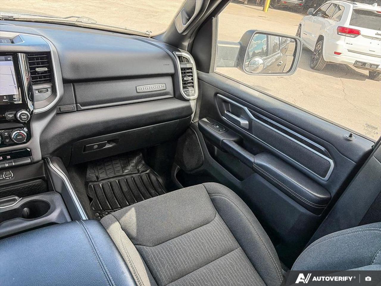 2022 RAM 1500 Big Horn APPLE CARPLAY & ANDROID AUTO Photo