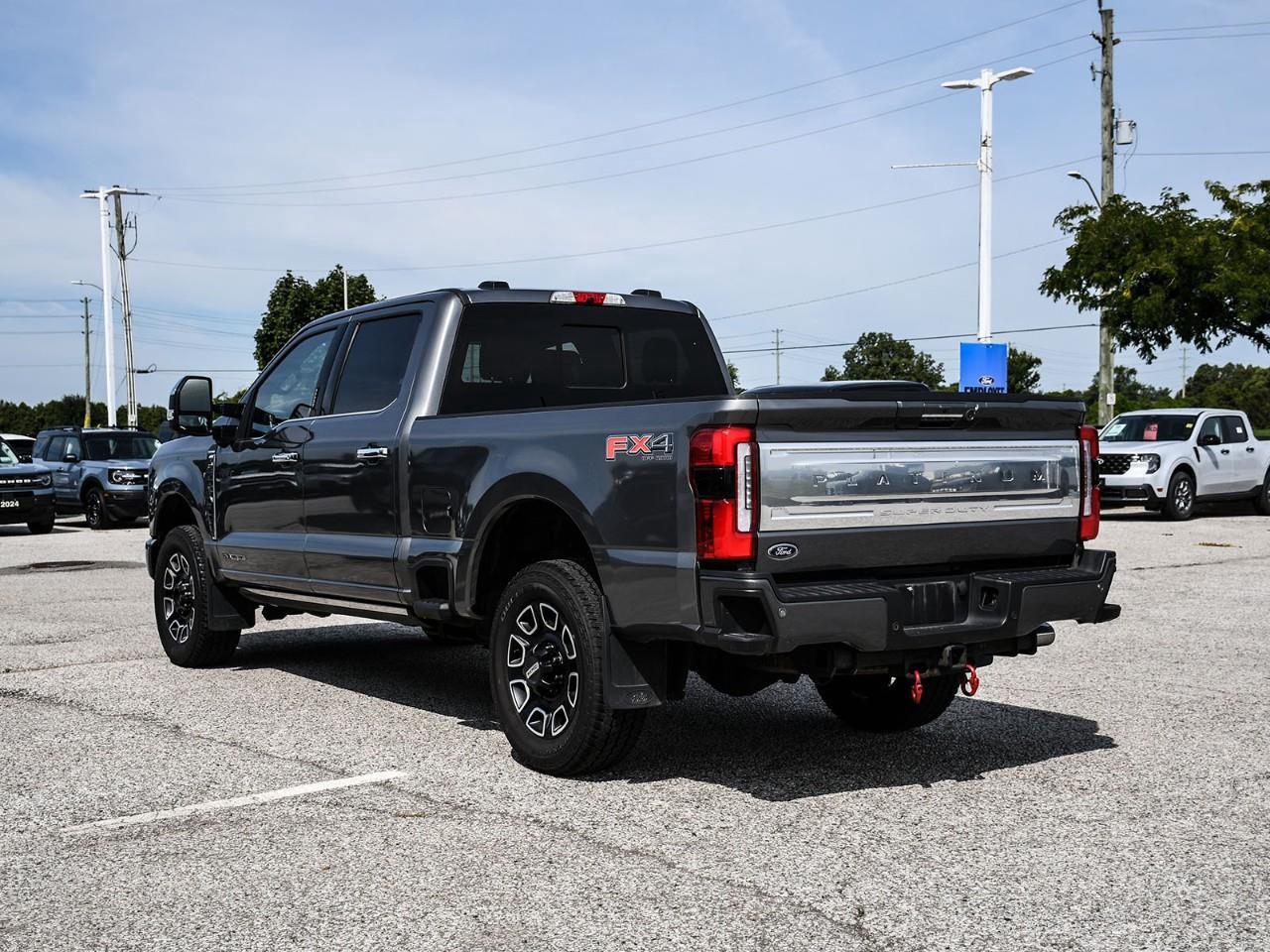2024 Ford F-250 Platinum NAV | SUNROOF | HTD & COOLED SEATS | 5TH WHEEL PREP PKG Photo
