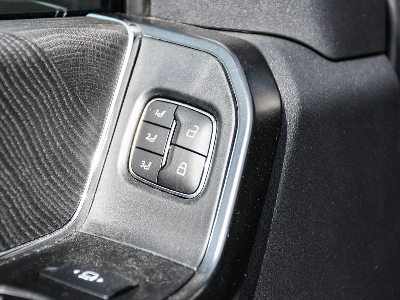 2024 Ford F-250 Platinum NAV | SUNROOF | HTD & COOLED SEATS | 5TH WHEEL PREP PKG Photo