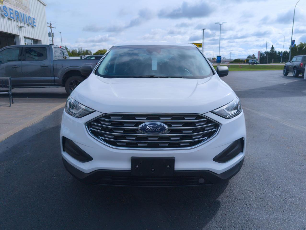 2019 Ford Edge SE Photo2