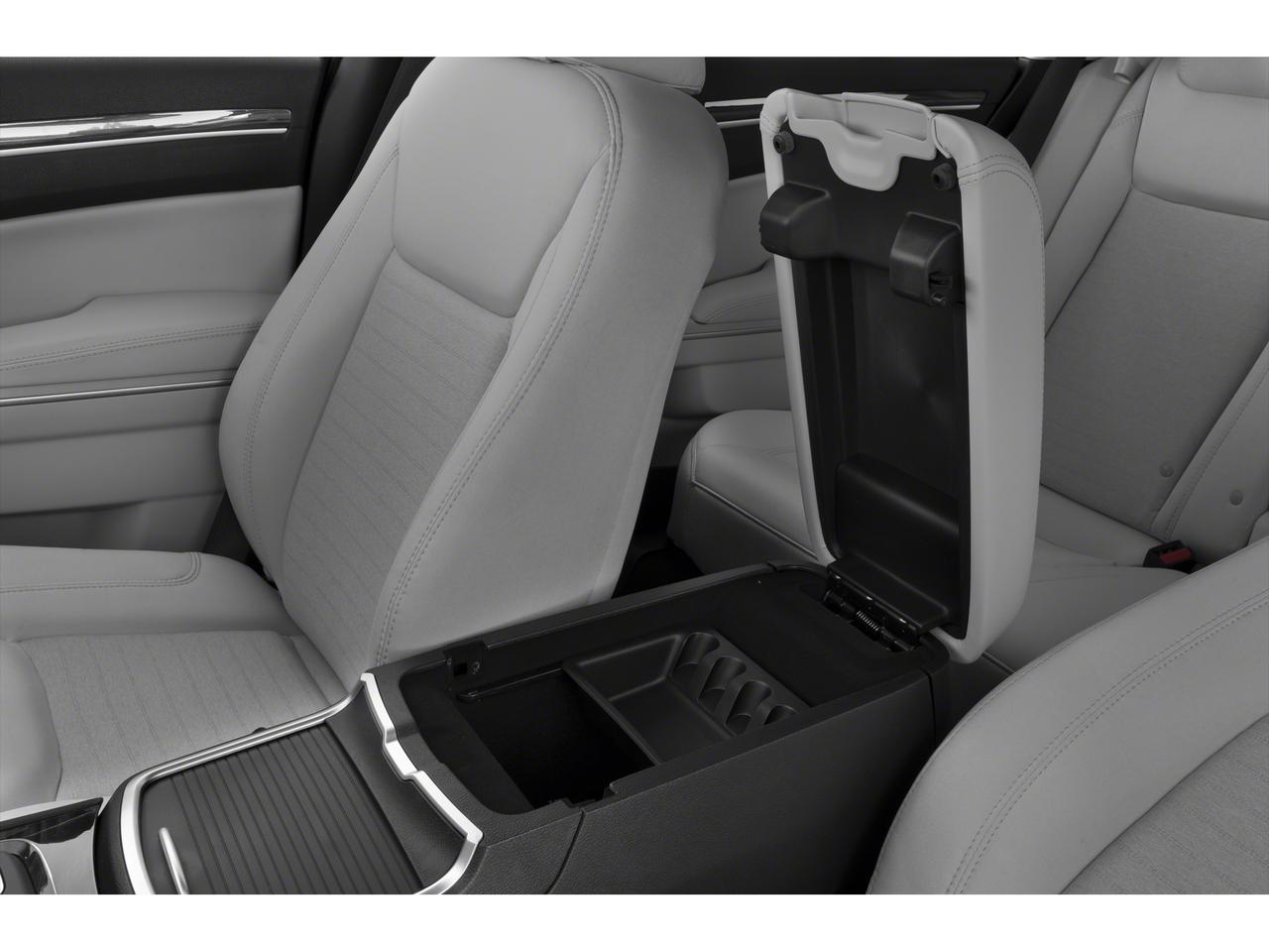 2021 Chrysler 300 300S Photo5