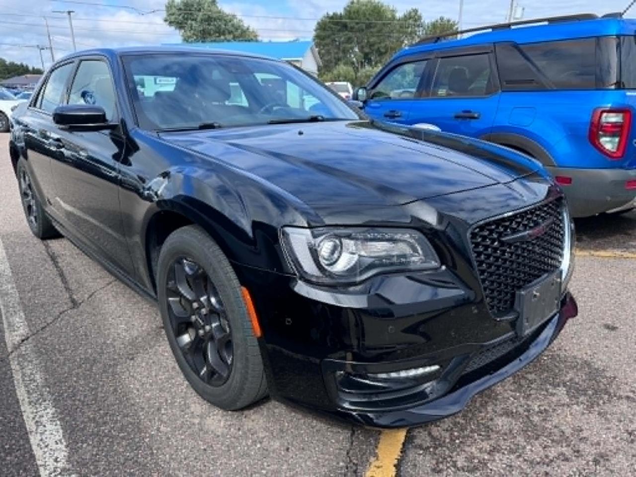 2021 Chrysler 300 300S Photo5