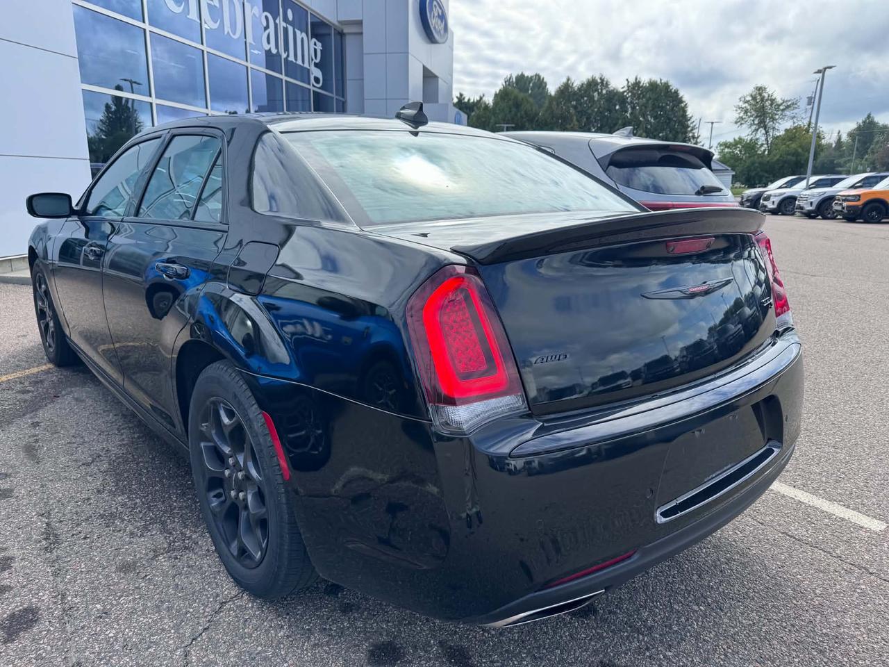 2021 Chrysler 300 300S Photo