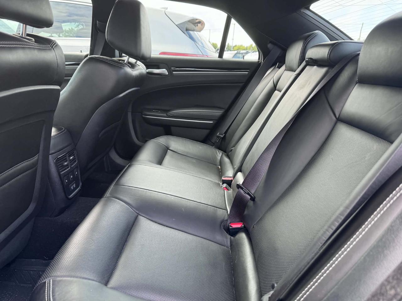 2021 Chrysler 300 300S Photo