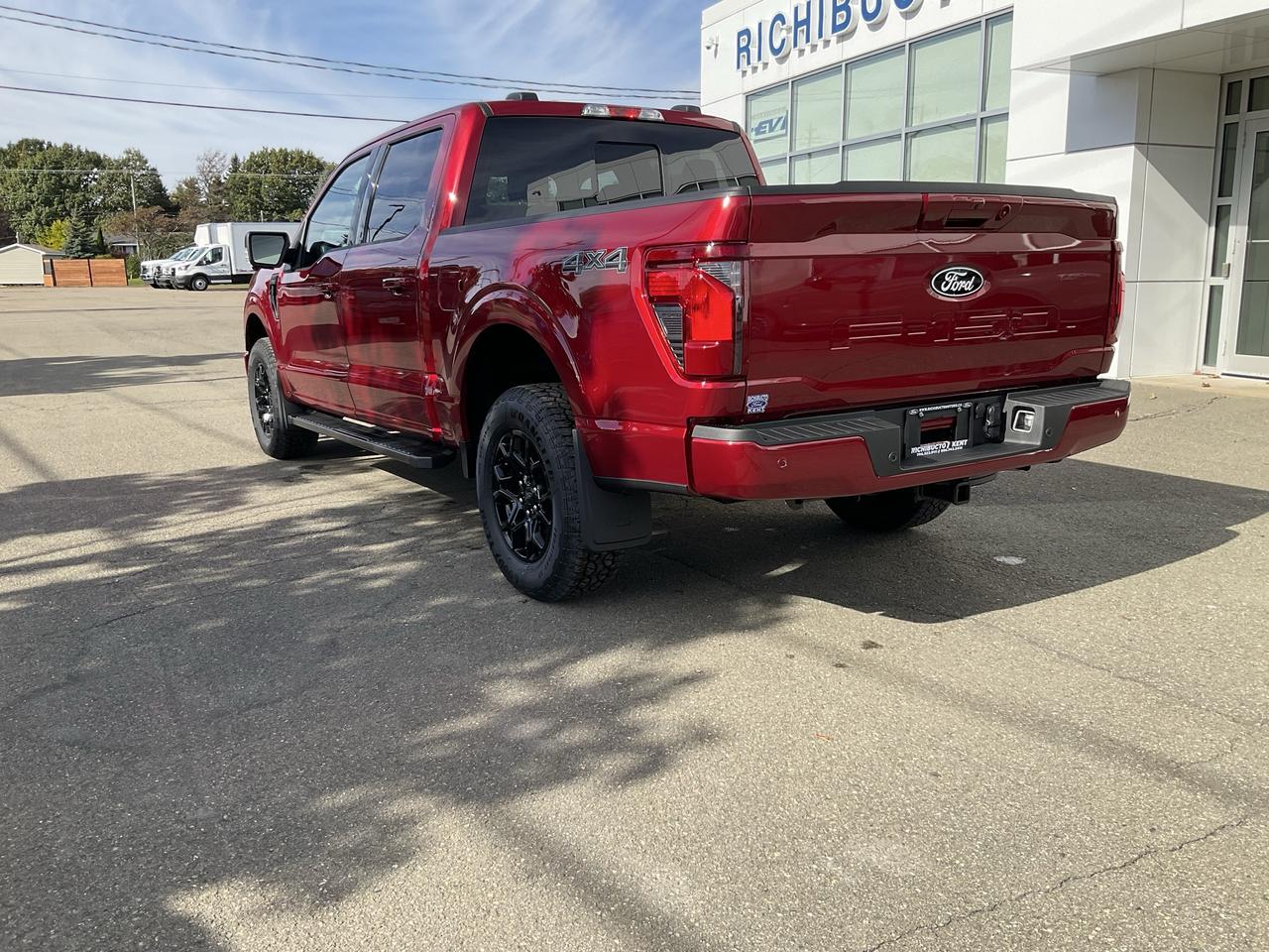 2026 Ford F-150 XLT Photo3