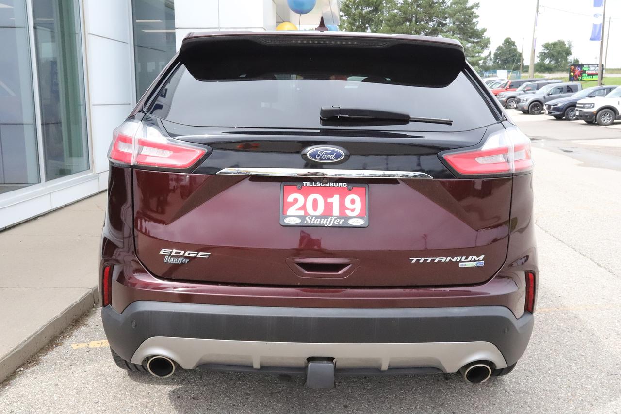 2019 Ford Edge Limited AWD Photo4