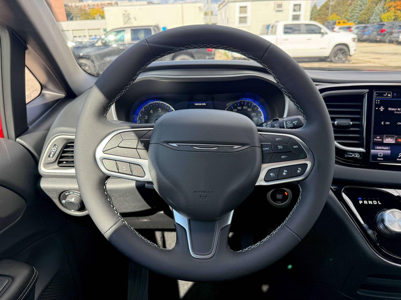 2027 Dodge Grand Caravan SXT 2WD Photo