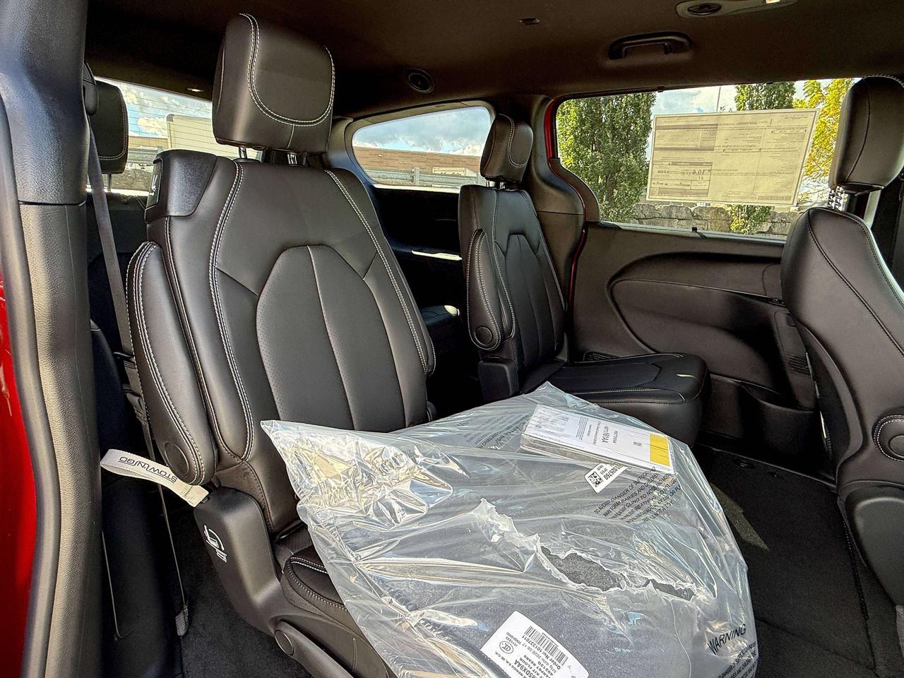 2027 Dodge Grand Caravan SXT 2WD Photo