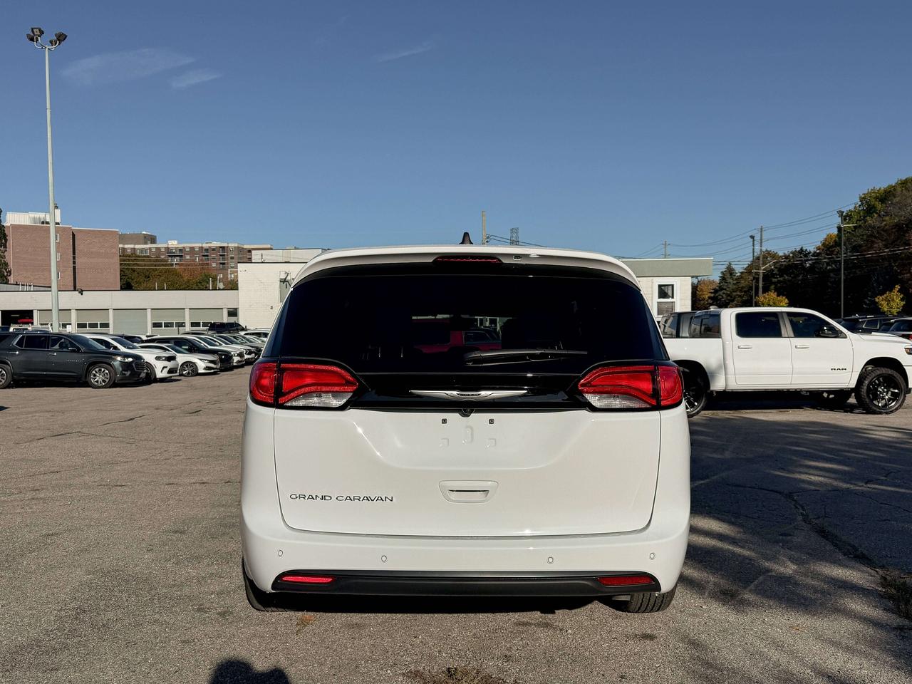 2027 Dodge Grand Caravan SXT 2WD Photo