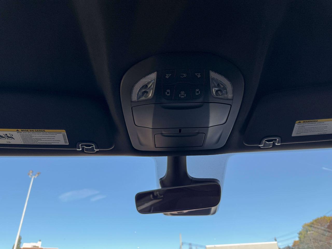 2027 Dodge Grand Caravan SXT 2WD Photo