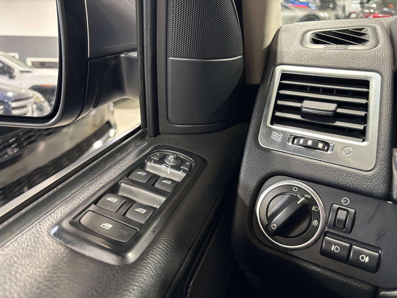 2013 Land Rover Range Rover Sport HSE LUX|AWD|V8|LEATHER|NAV|HARMANKARDON|REARCAM|+ Photo