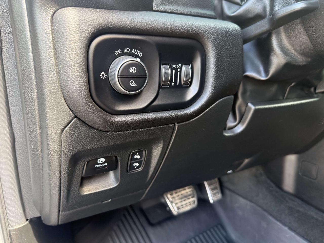 2024 RAM 1500 Sport GT 4X4 - Lifetime Rust/Under Warranty! Photo