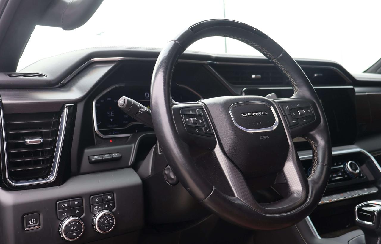 2024 GMC Sierra 1500 Denali Ultimate | Sunroof | Tow Hitch Photo
