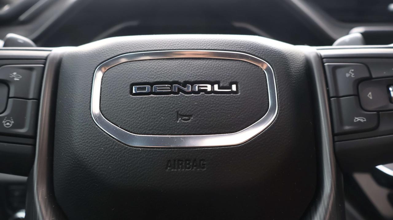 2024 GMC Sierra 1500 Denali Ultimate | Sunroof | Tow Hitch Photo