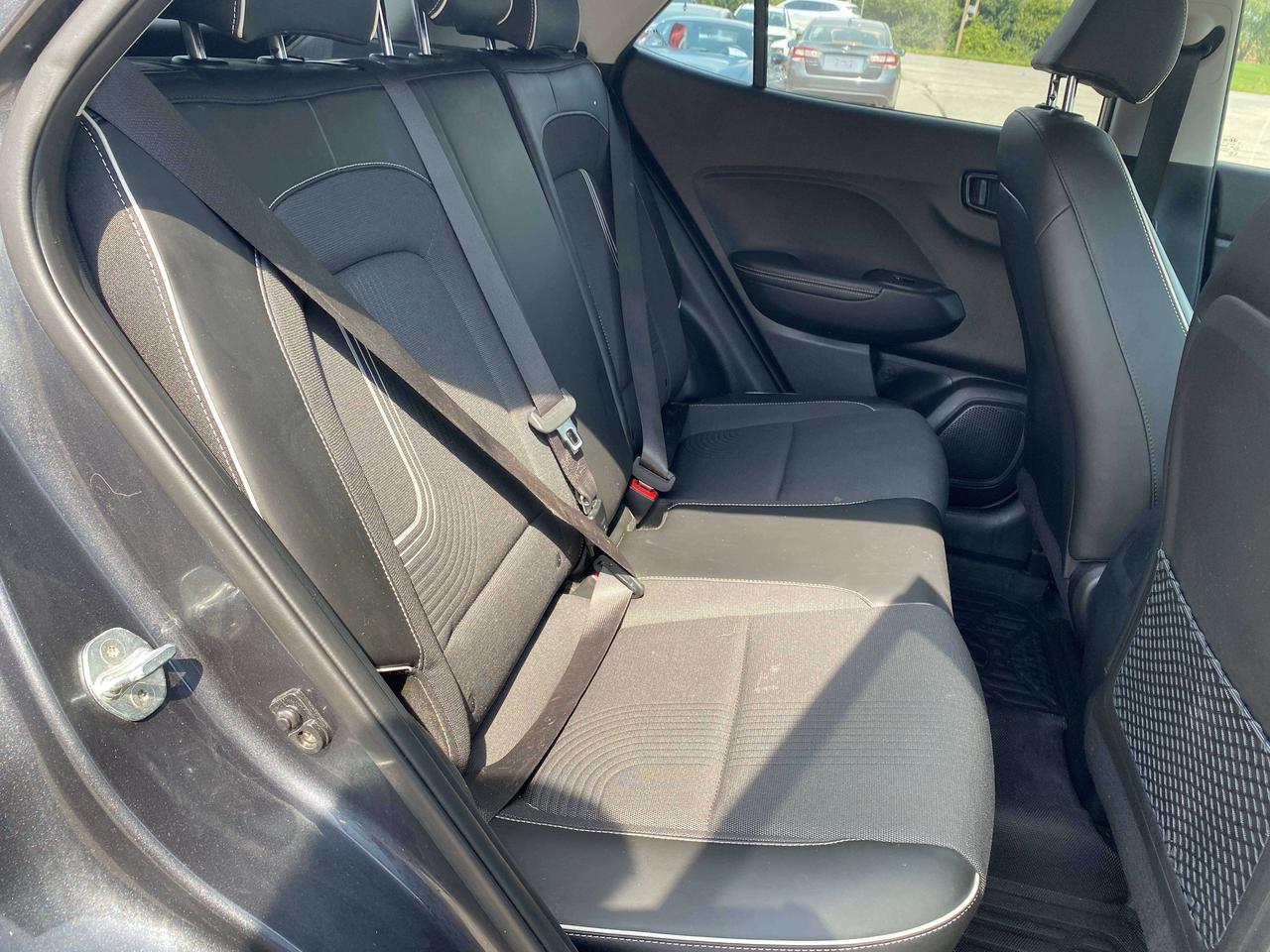 2022 Hyundai Venue ULTIMATE, CLEAN CARFAX, LOCAL TRADE, GREAT MILEAGE - Photo #22