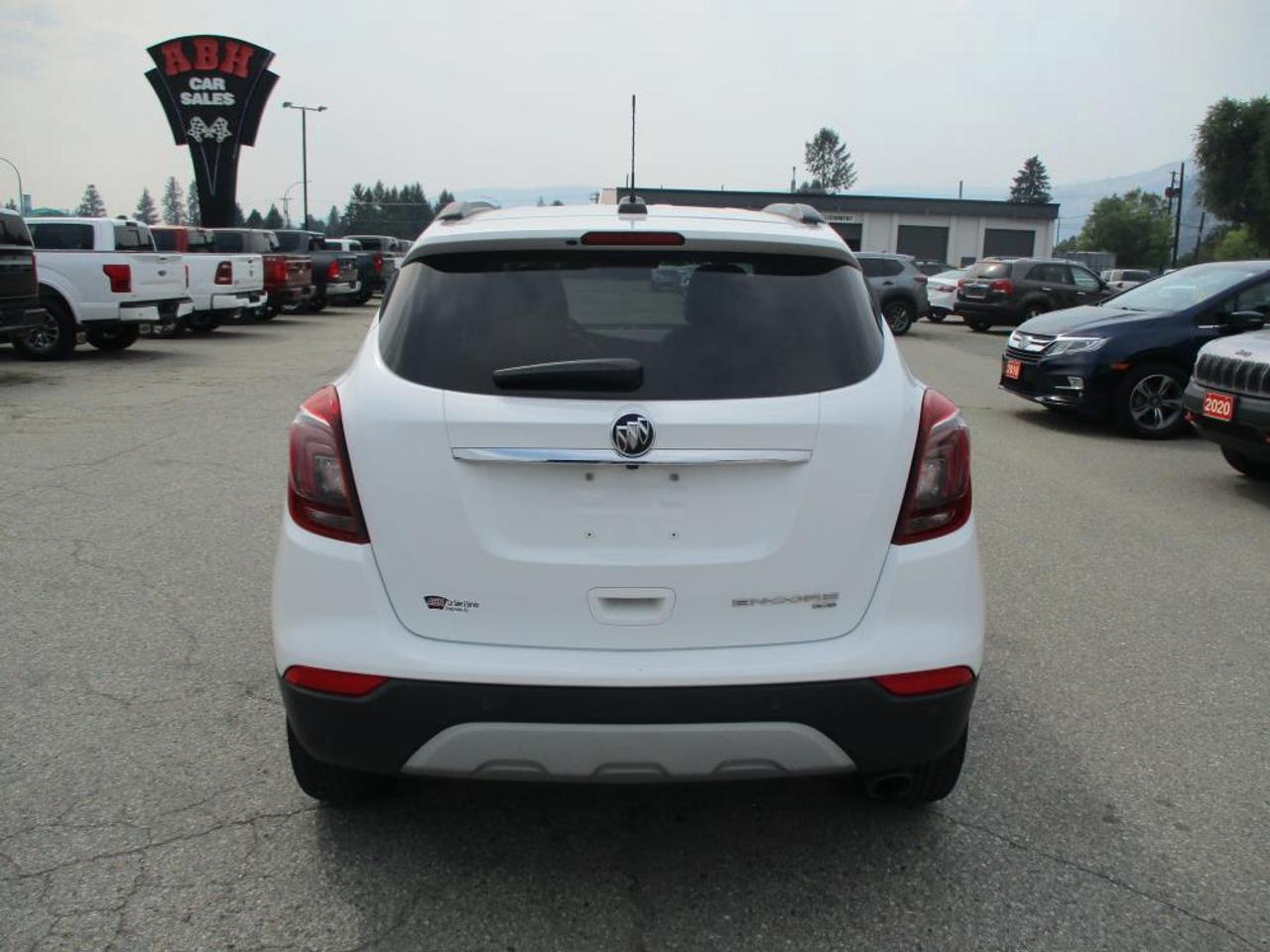 2022 Buick Encore Preferred AWD Photo