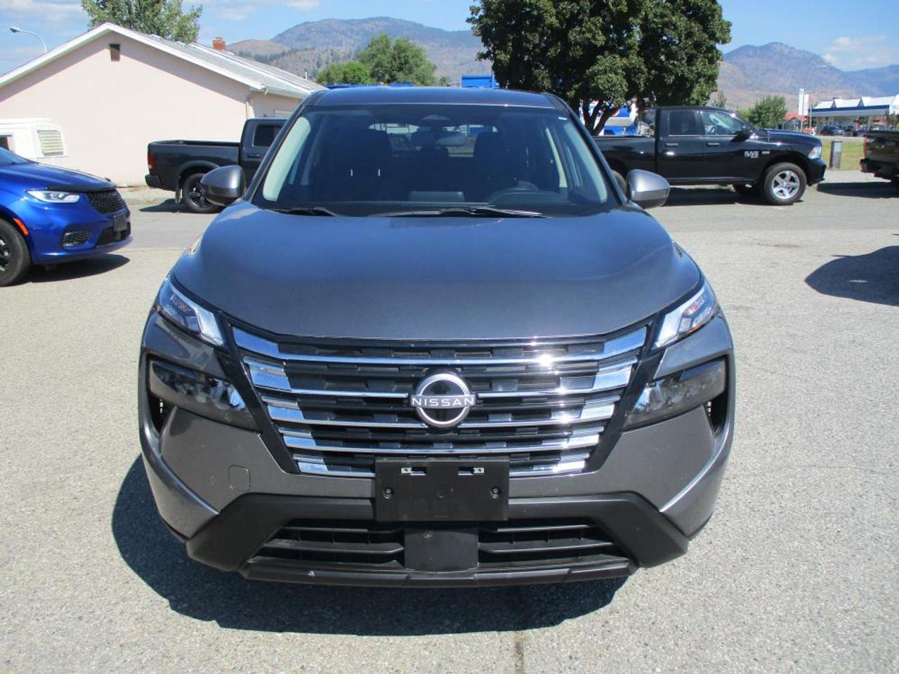 2024 Nissan Rogue S AWD - Photo #2
