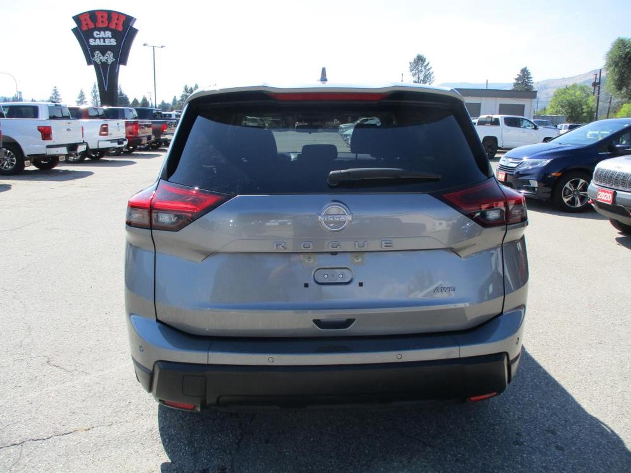 2024 Nissan Rogue S AWD Photo