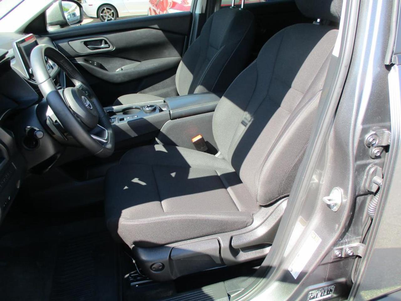 2024 Nissan Rogue S AWD - Photo #10