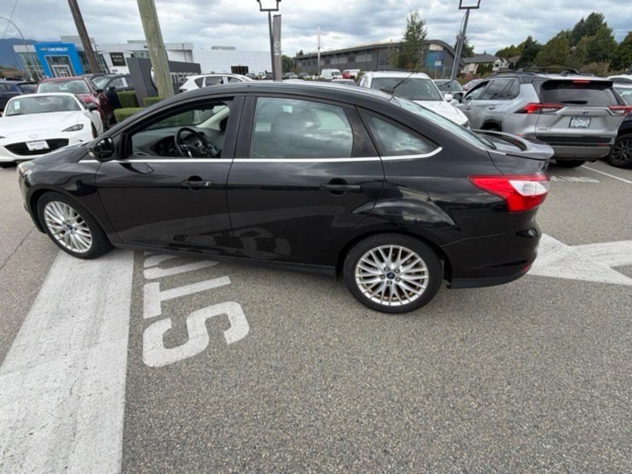 2014 Ford Focus Titanium - Photo #4