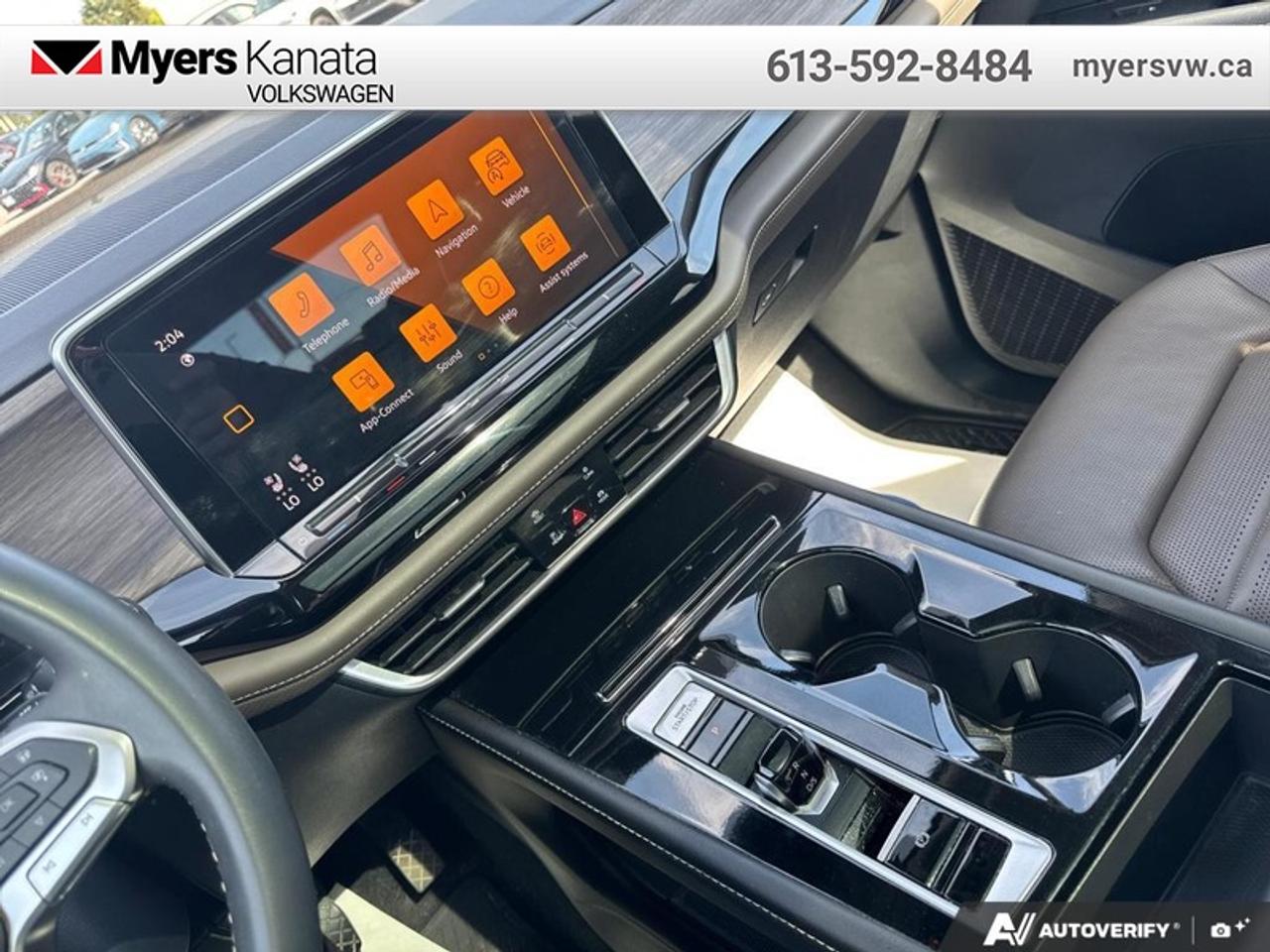 2024 Volkswagen Atlas Highline 2.0 TSI  - Leather Seats Photo
